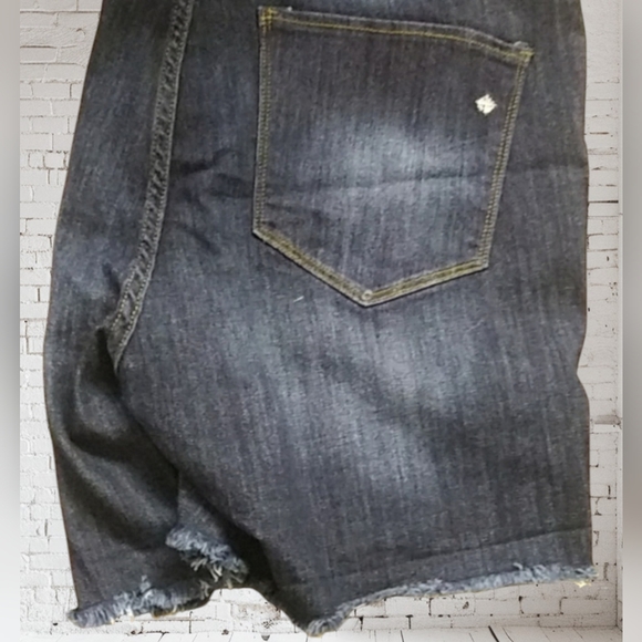 Kiki LaRue Pants - Kiki LaRue Hutsons Shorts